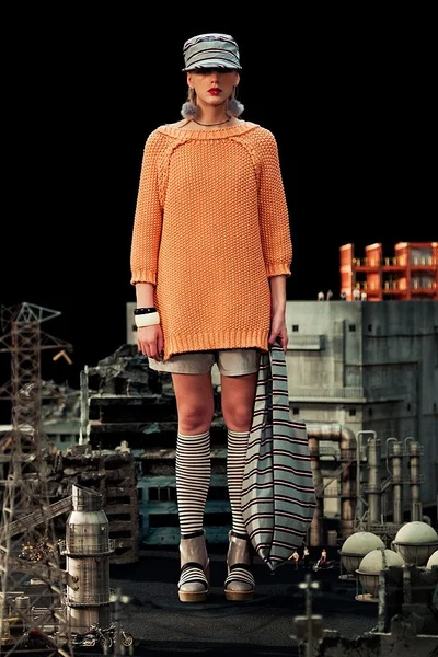 Look 8